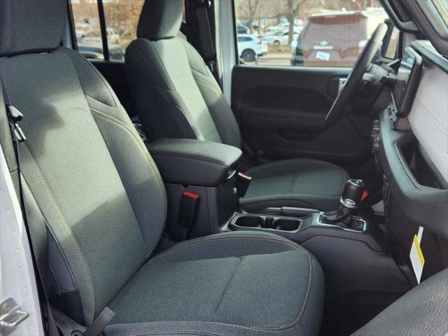 new 2025 Jeep Gladiator car, priced at $48,395