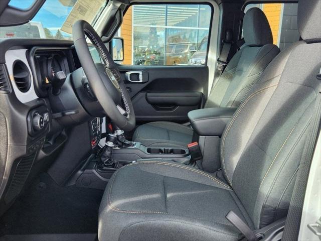 new 2025 Jeep Gladiator car, priced at $48,395
