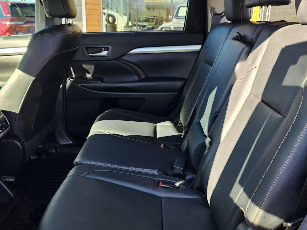 used 2018 Toyota Highlander car, priced at $27,795