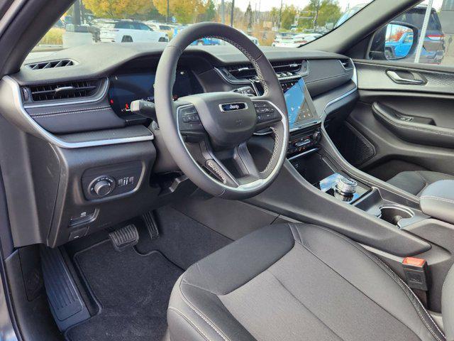 new 2025 Jeep Grand Cherokee car, priced at $42,469