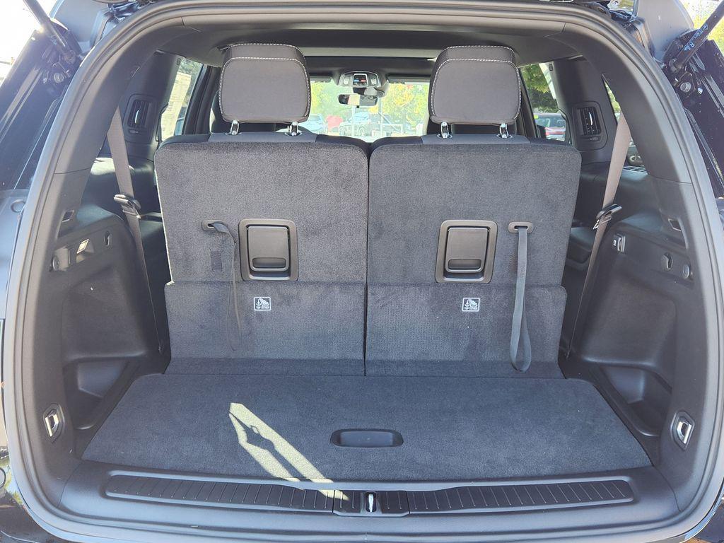 new 2025 Jeep Grand Cherokee L car, priced at $42,620
