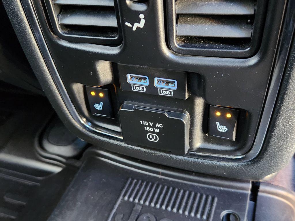 used 2019 Jeep Grand Cherokee car, priced at $21,695