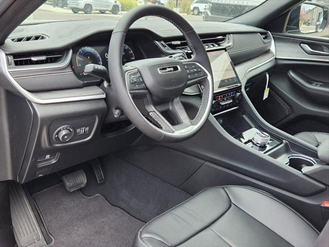 new 2025 Jeep Grand Cherokee car, priced at $48,915