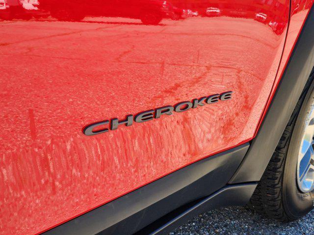 used 2019 Jeep Cherokee car, priced at $23,794