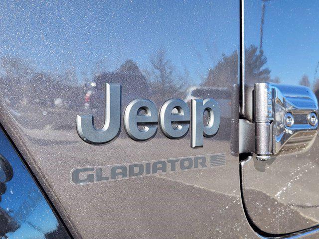 new 2024 Jeep Gladiator car, priced at $40,713