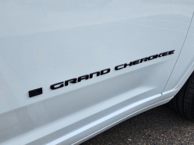 new 2025 Jeep Grand Cherokee car, priced at $68,454