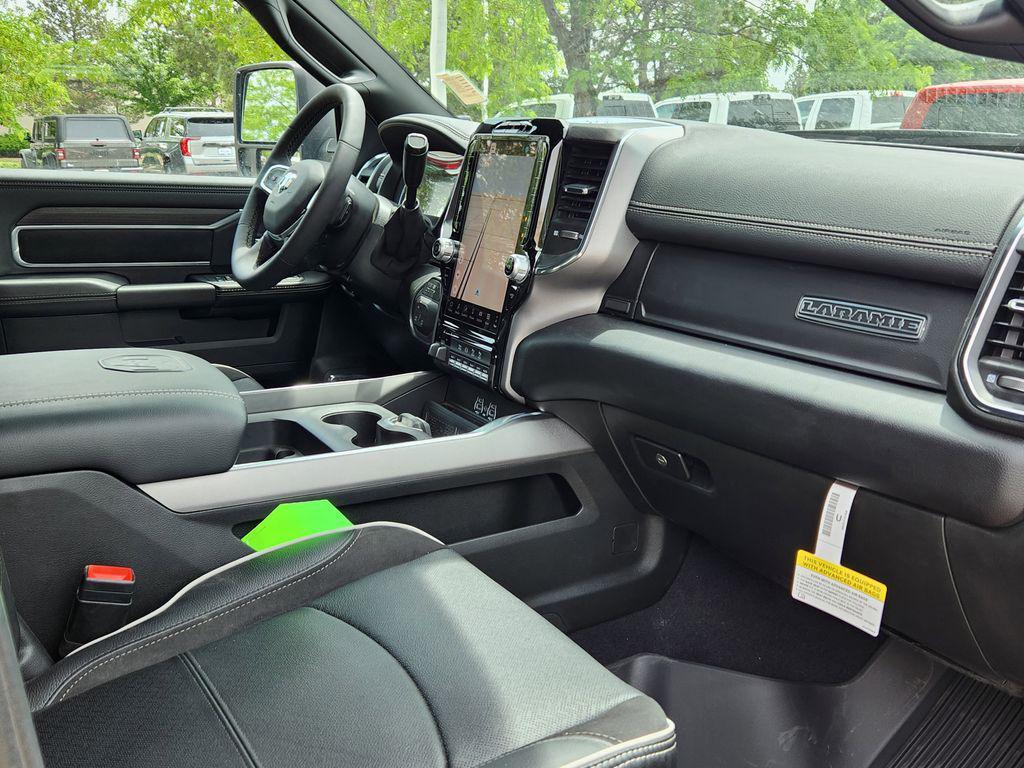 new 2025 Ram 3500 car, priced at $77,487