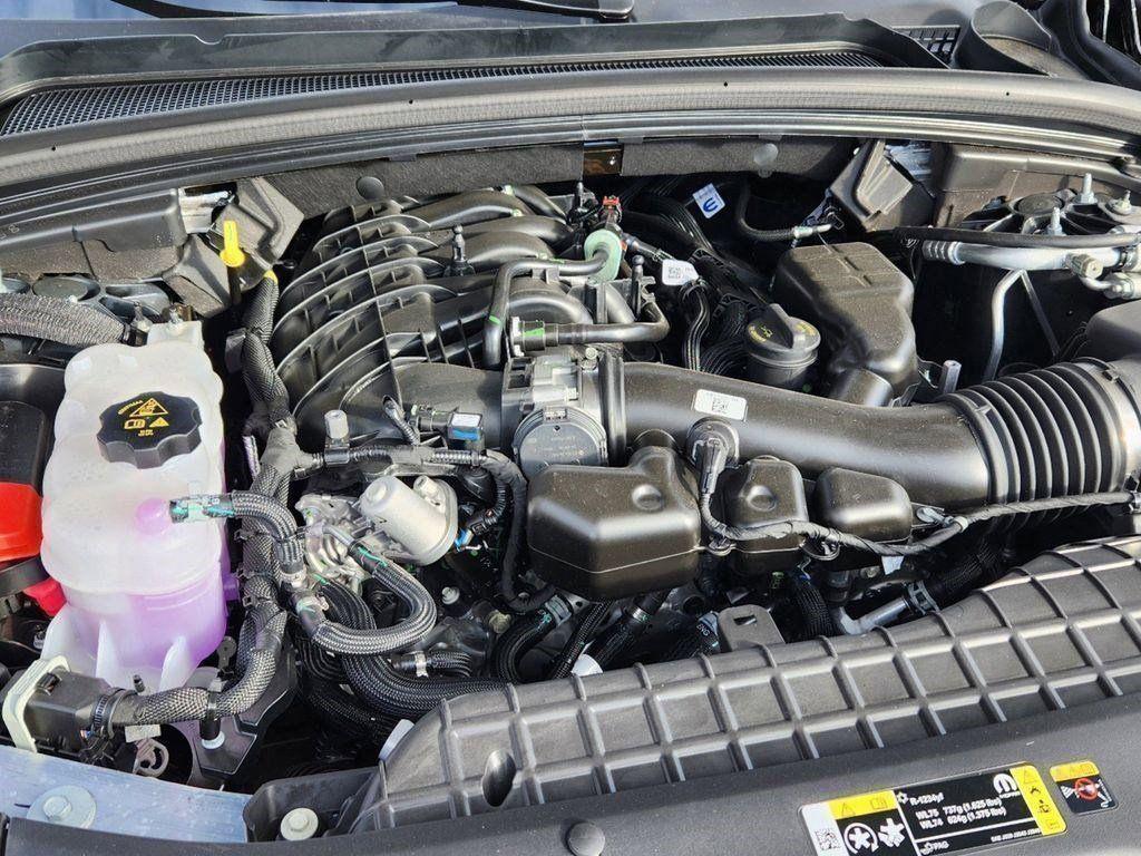 new 2025 Jeep Grand Cherokee car, priced at $35,808