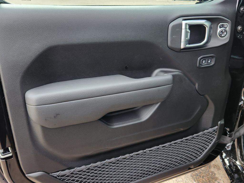 new 2026 Jeep Wrangler car, priced at $48,190