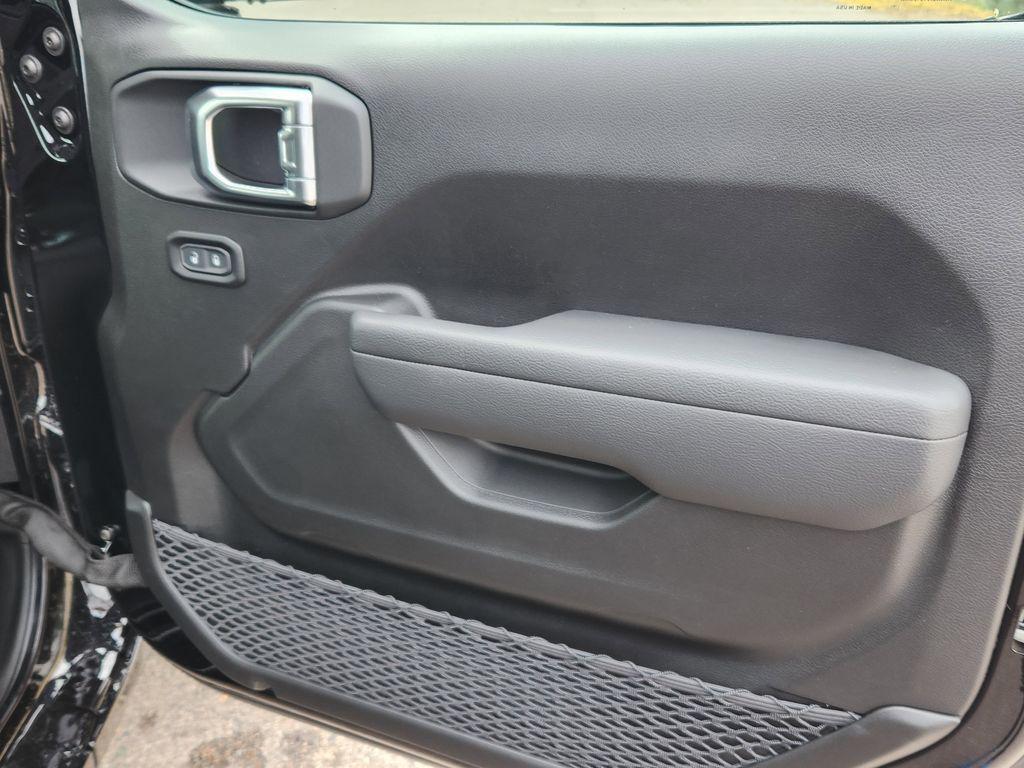 new 2026 Jeep Wrangler car, priced at $48,190