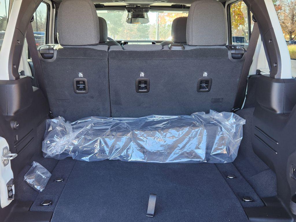 new 2025 Jeep Wrangler car, priced at $37,666