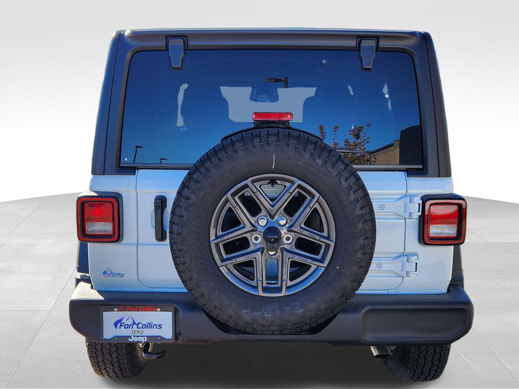 new 2025 Jeep Wrangler car, priced at $37,666