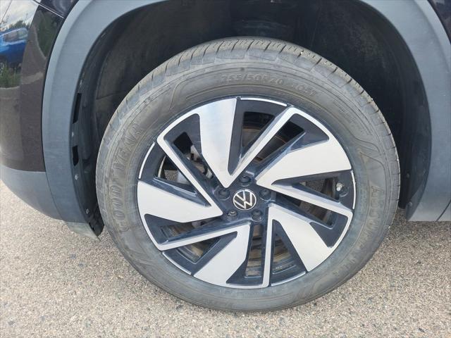 used 2024 Volkswagen Atlas car, priced at $35,695
