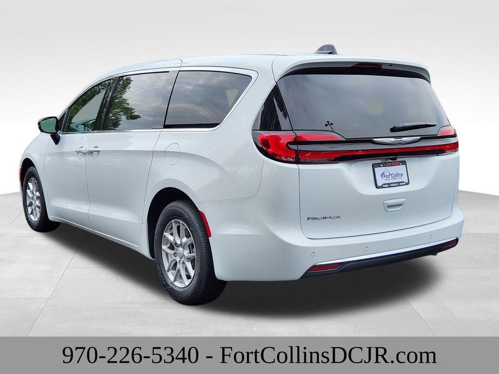 new 2026 Chrysler Pacifica car, priced at $38,387