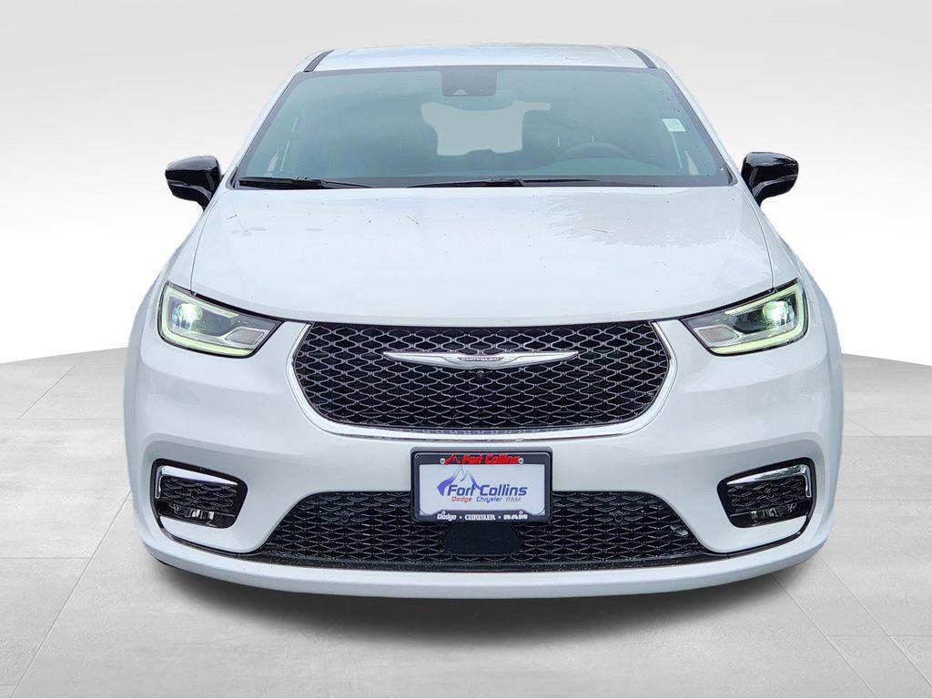 new 2026 Chrysler Pacifica car, priced at $38,387