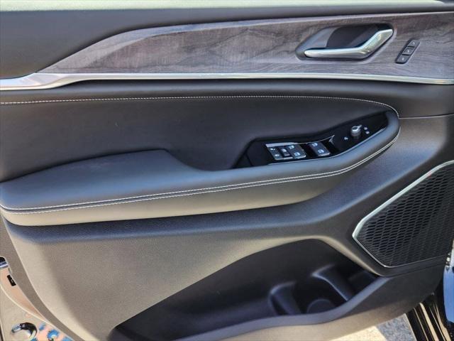 new 2025 Jeep Grand Cherokee car, priced at $55,139