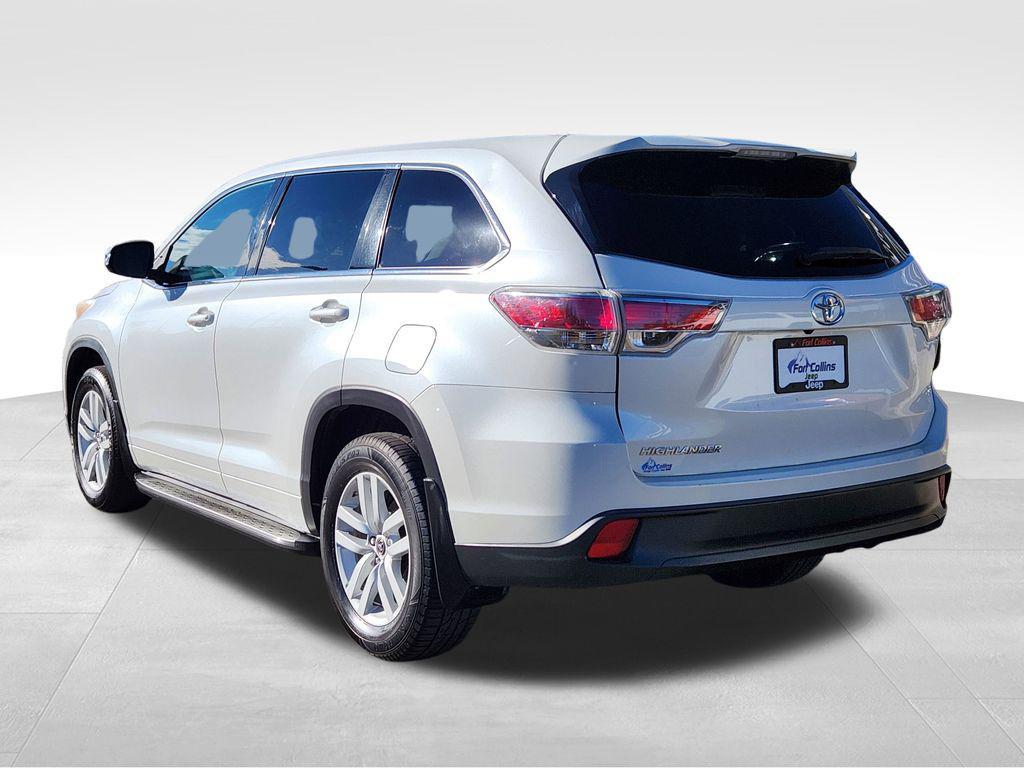 used 2016 Toyota Highlander car, priced at $17,395