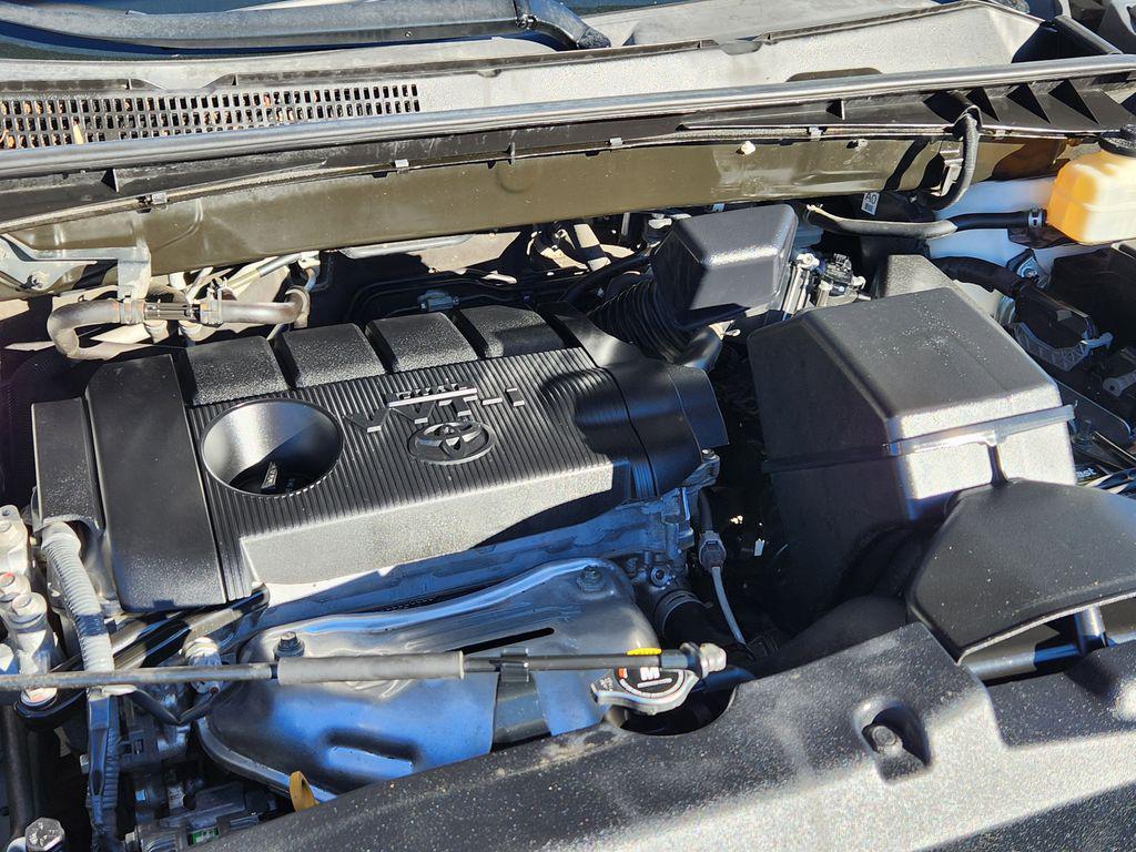 used 2016 Toyota Highlander car, priced at $17,395