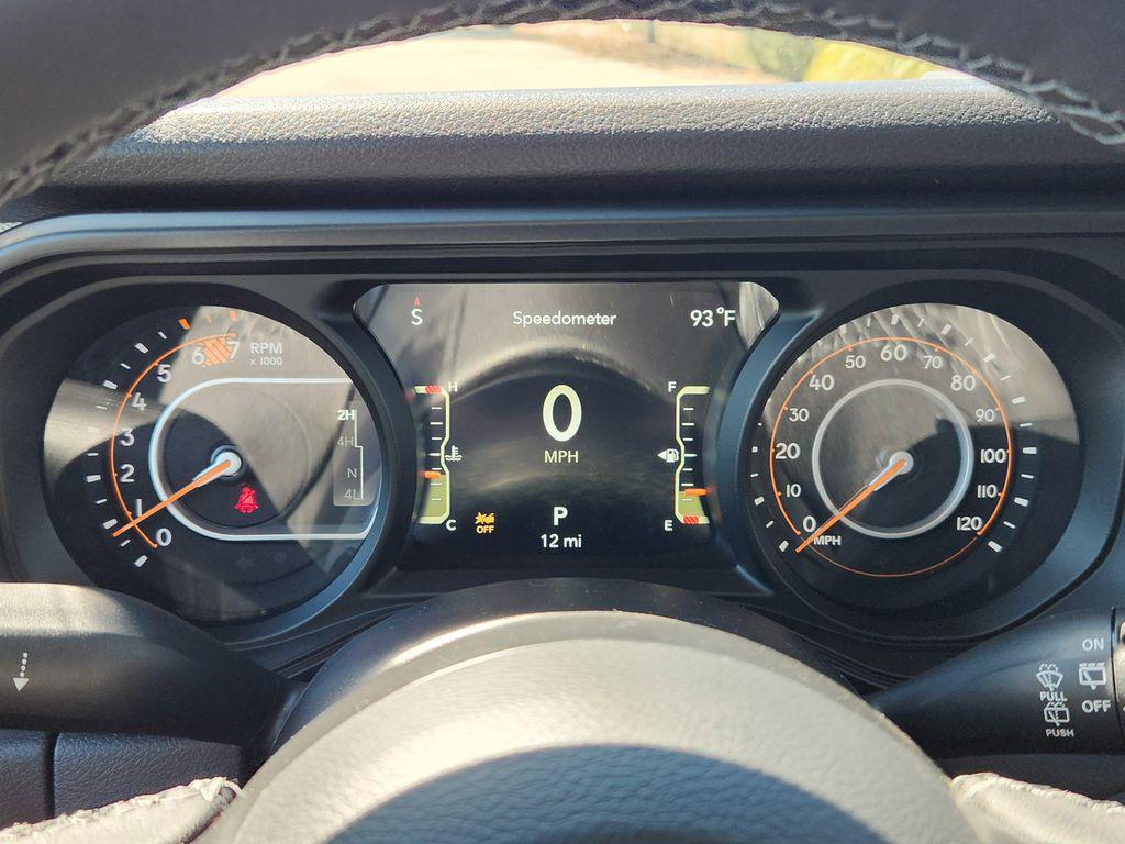 new 2025 Jeep Wrangler car, priced at $45,557