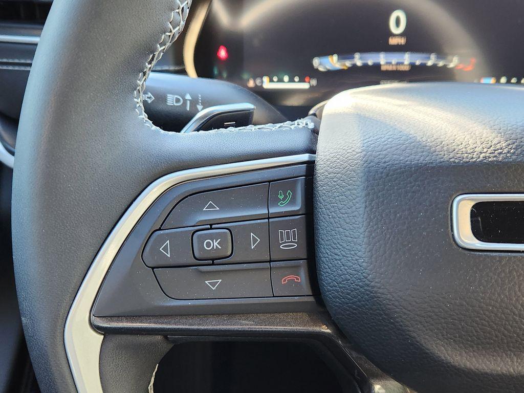 used 2023 Jeep Grand Cherokee car, priced at $33,495