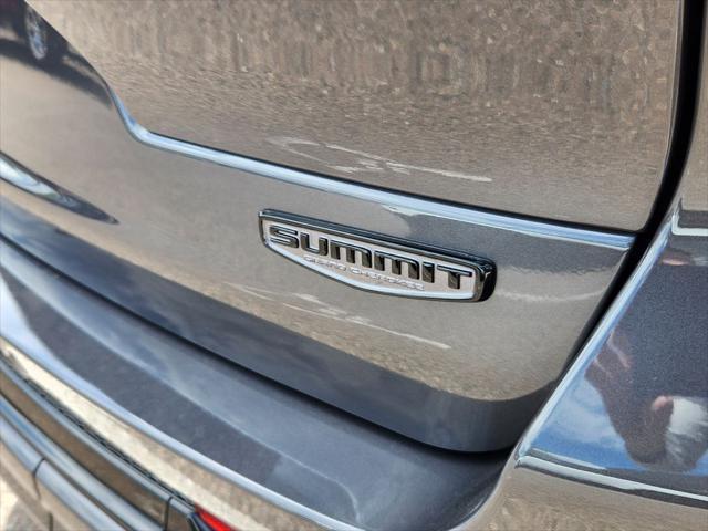 new 2025 Jeep Grand Cherokee L car, priced at $62,045