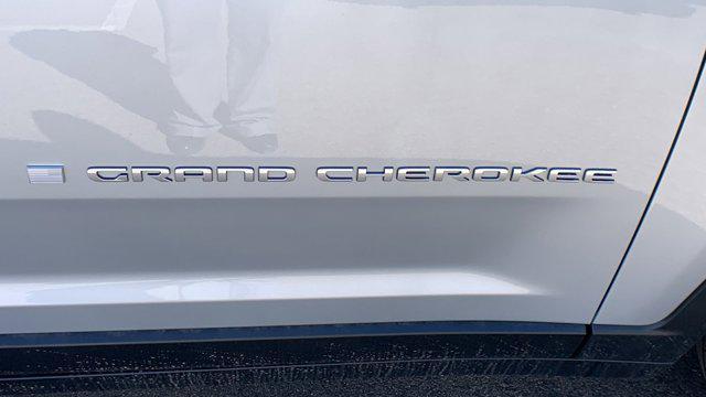 new 2024 Jeep Grand Cherokee car, priced at $40,410