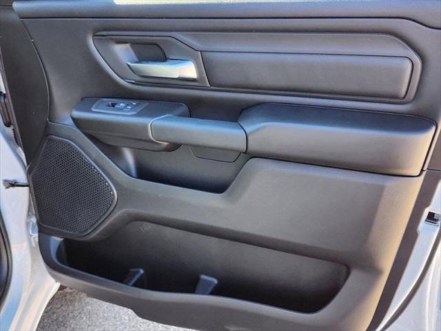 new 2025 Ram 1500 car, priced at $43,292