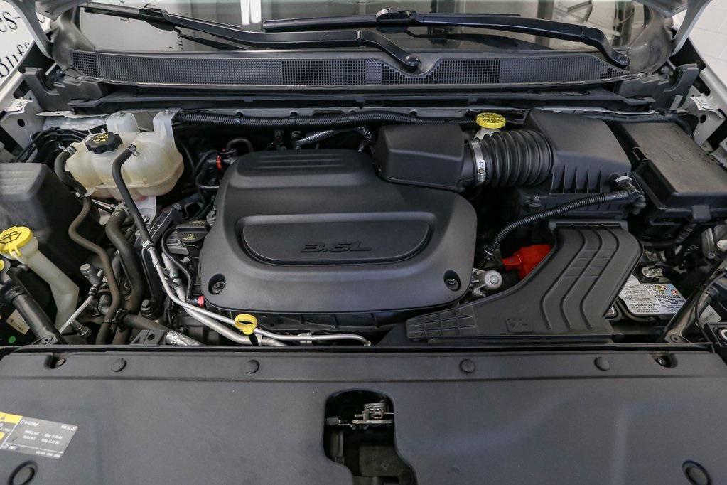 used 2021 Chrysler Pacifica car, priced at $25,850