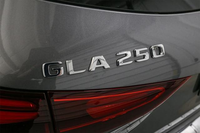 new 2025 Mercedes-Benz GLA 250 car