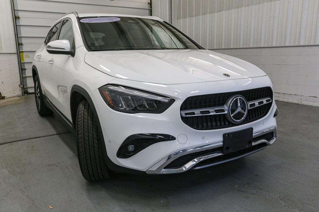 used 2025 Mercedes-Benz GLA 250 car, priced at $43,950