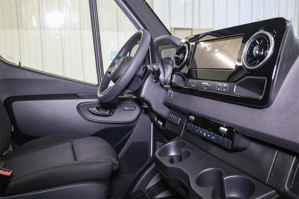 new 2025 Mercedes-Benz Sprinter 2500 car, priced at $60,115