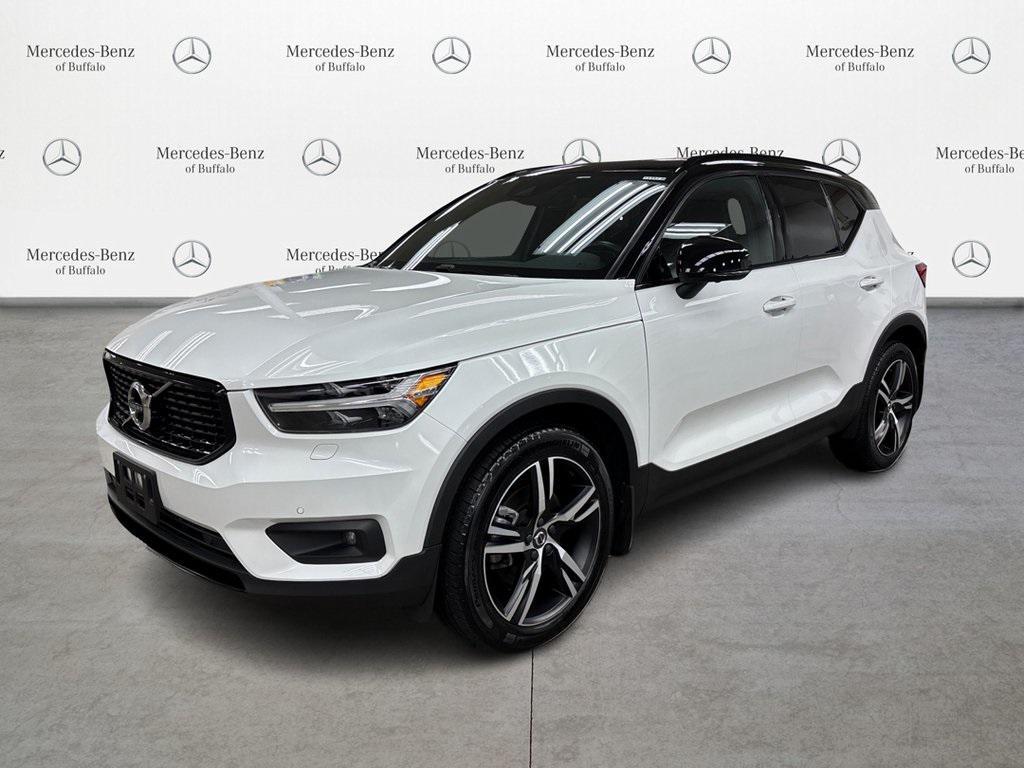 used 2021 Volvo XC40 car, priced at $24,950
