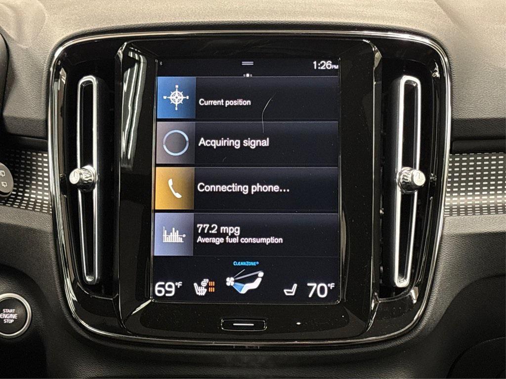 used 2021 Volvo XC40 car, priced at $24,950