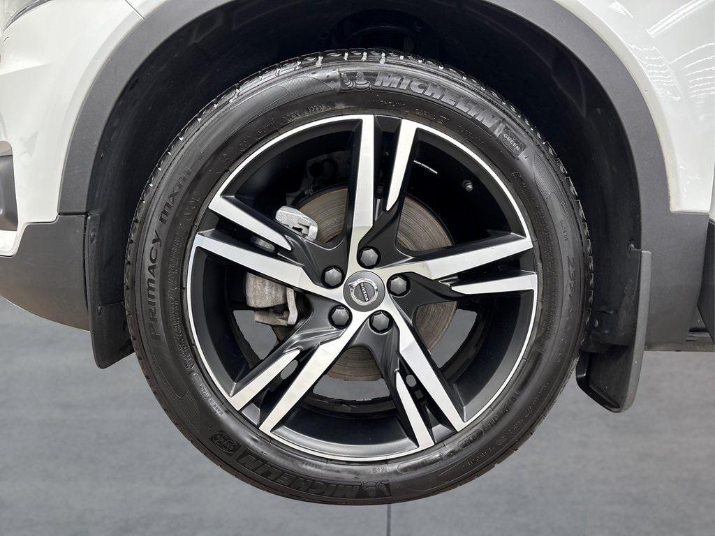 used 2021 Volvo XC40 car, priced at $24,950