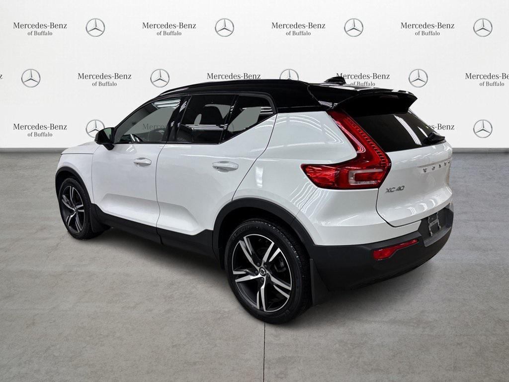 used 2021 Volvo XC40 car, priced at $24,950