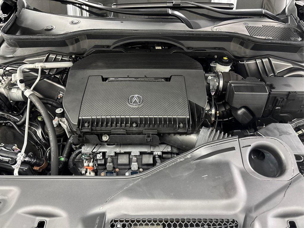 used 2022 Acura MDX car, priced at $35,650