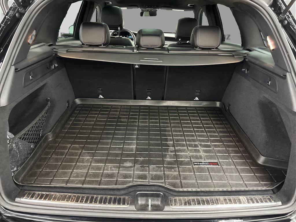 used 2022 Mercedes-Benz GLC 300 car, priced at $37,850