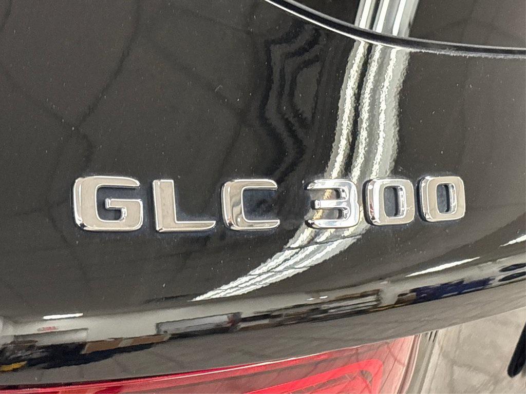 used 2022 Mercedes-Benz GLC 300 car, priced at $37,850