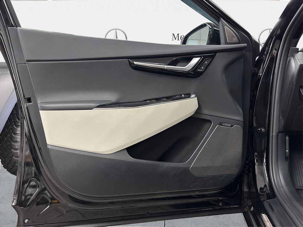 used 2022 Kia EV6 car, priced at $28,650