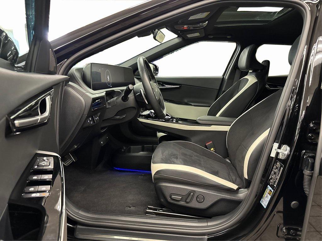 used 2022 Kia EV6 car, priced at $28,650