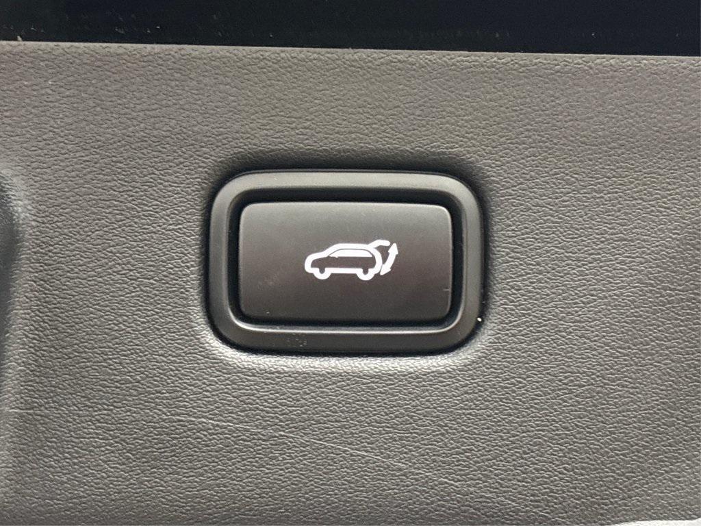 used 2022 Kia EV6 car, priced at $28,650