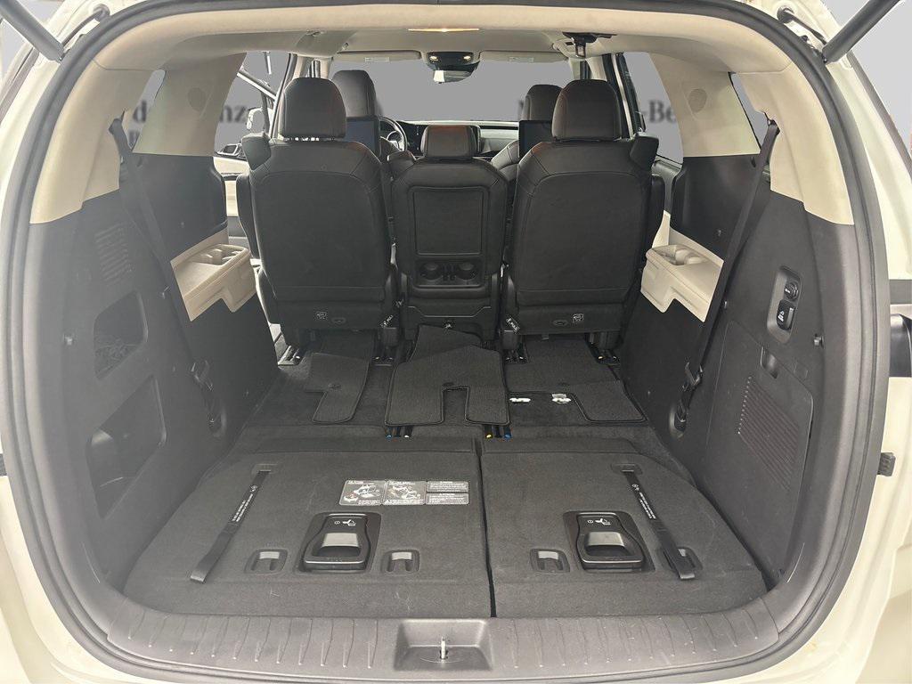 used 2022 Kia Carnival car, priced at $32,350