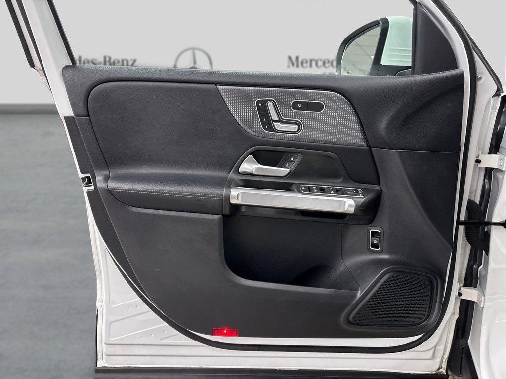 used 2021 Mercedes-Benz GLB 250 car, priced at $28,850