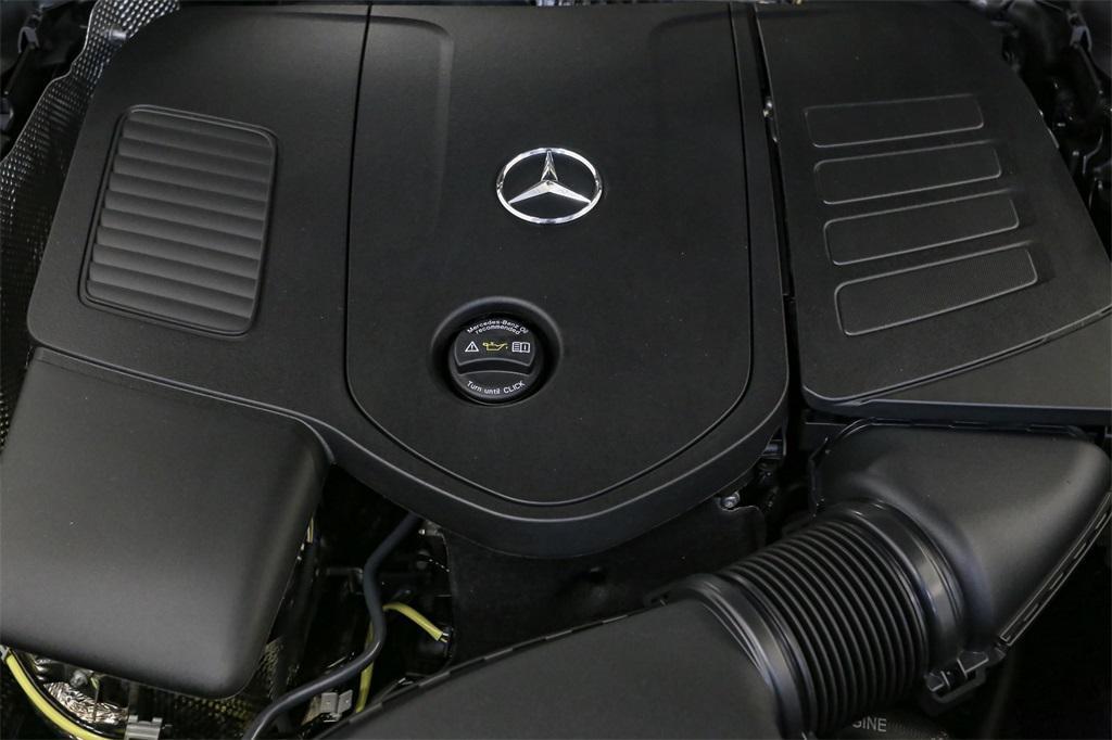 new 2025 Mercedes-Benz GLC 300 car, priced at $53,165