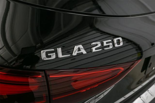 new 2025 Mercedes-Benz GLA 250 car, priced at $55,385