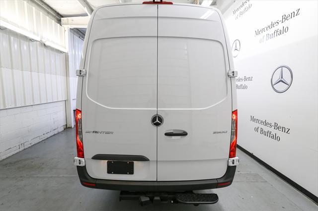 new 2025 Mercedes-Benz Sprinter 2500 car