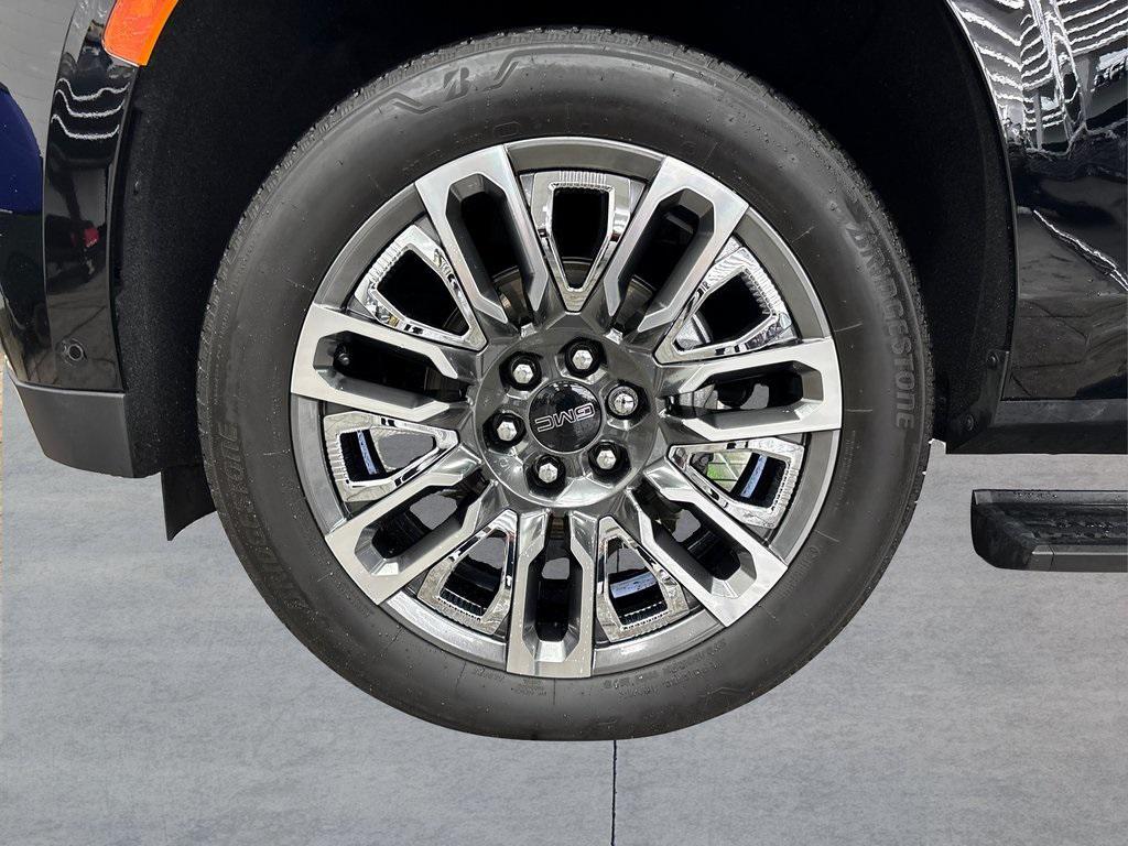 used 2024 GMC Yukon car, priced at $85,850