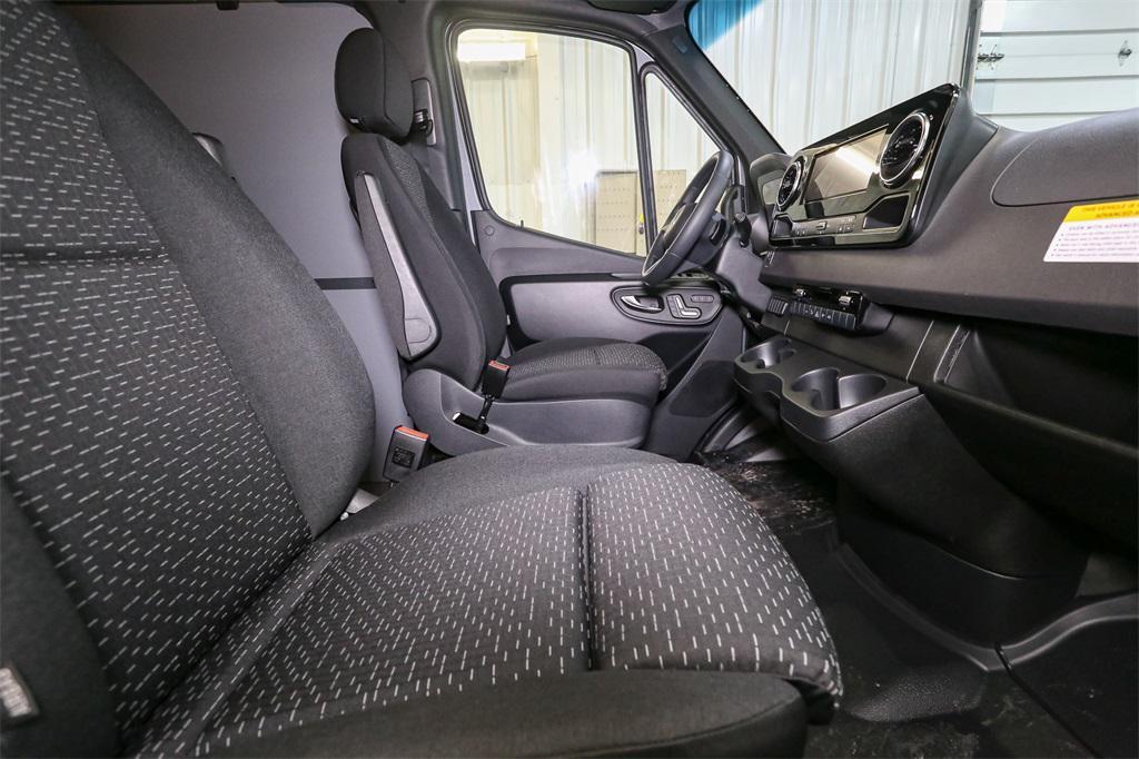new 2025 Mercedes-Benz Sprinter 2500 car, priced at $78,065