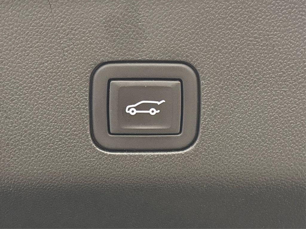 used 2023 Chevrolet Suburban car, priced at $58,850