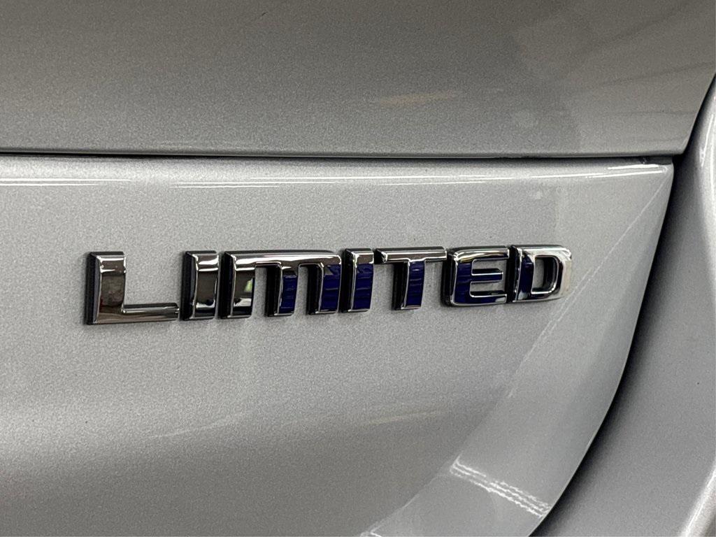 used 2023 Jeep Grand Cherokee L car, priced at $34,850